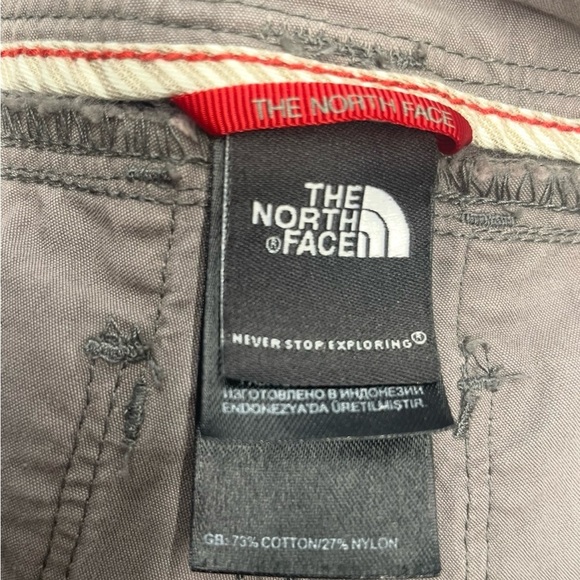 NORTH FACE Pants Womens Size 0
Chino Outdoors Pocket
Lightweight Regular Fit Tan - Picture 5 of 8